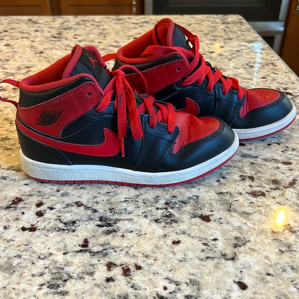 Kids Jordan 1 retro high 1.5Y